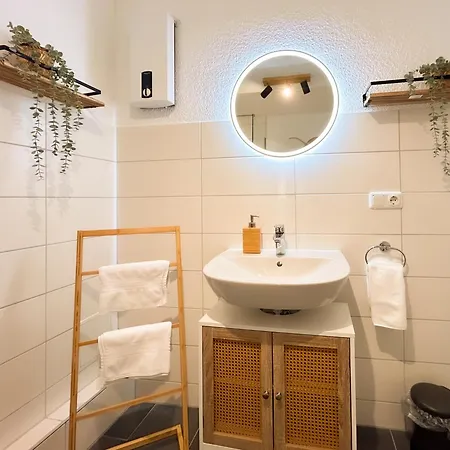 I Zentral L Kingsizebetten L Naehe Hbf Und Dom Apartment *