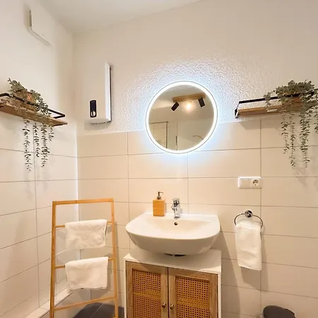 Apartmán Familien Freundlich, 2 Kingsizebetten, Naehe Altstadt Und Dom *