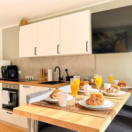 Familien Freundlich, 2 Kingsizebetten, Naehe Altstadt Und Dom