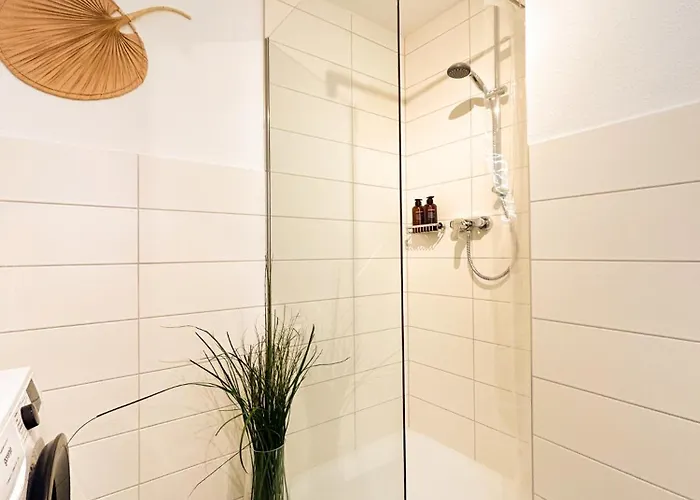 Familien Freundlich, 2 Kingsizebetten, Naehe Altstadt Und Dom *