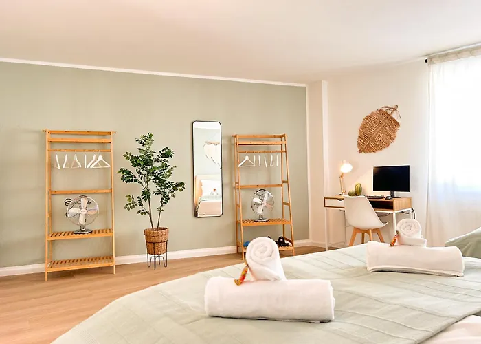 Familien Freundlich, 2 Kingsizebetten, Naehe Altstadt Und Dom Aachen