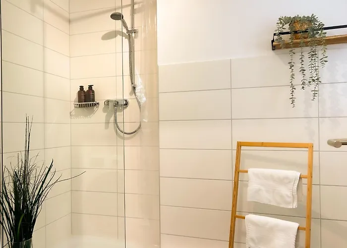 Apartment Familien Freundlich, 2 Kingsizebetten, Naehe Altstadt Und Dom Aachen